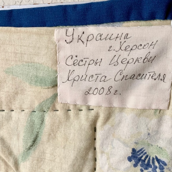 NWOT Handmade handcrafted Signed Baby Quilt Blanket - Picture 8 of 8